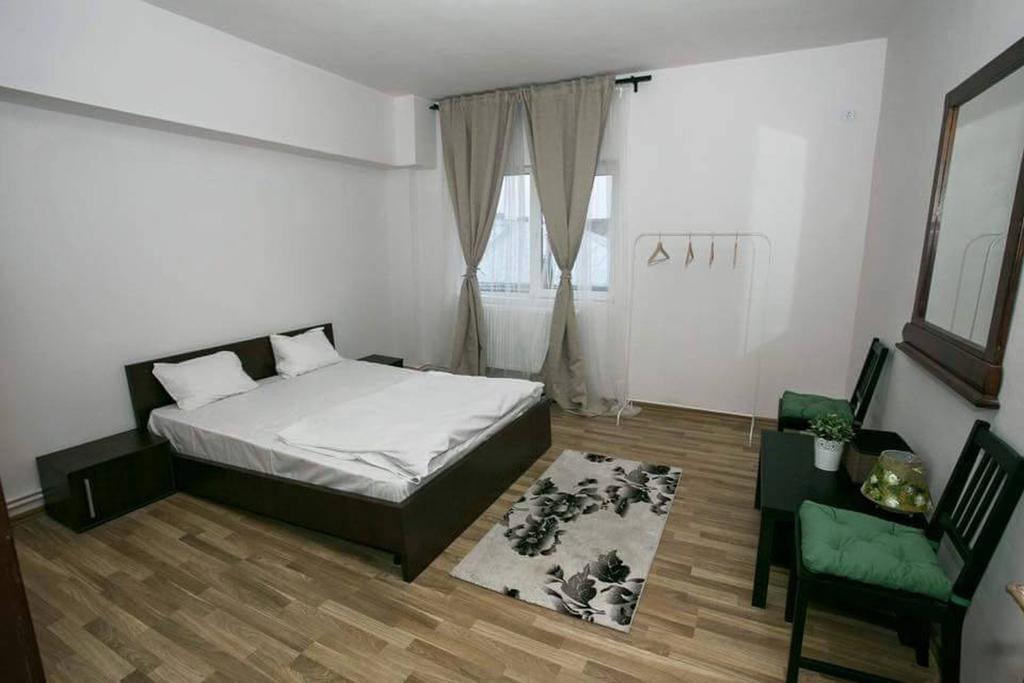 Vogue Hostel Bucharest Room photo