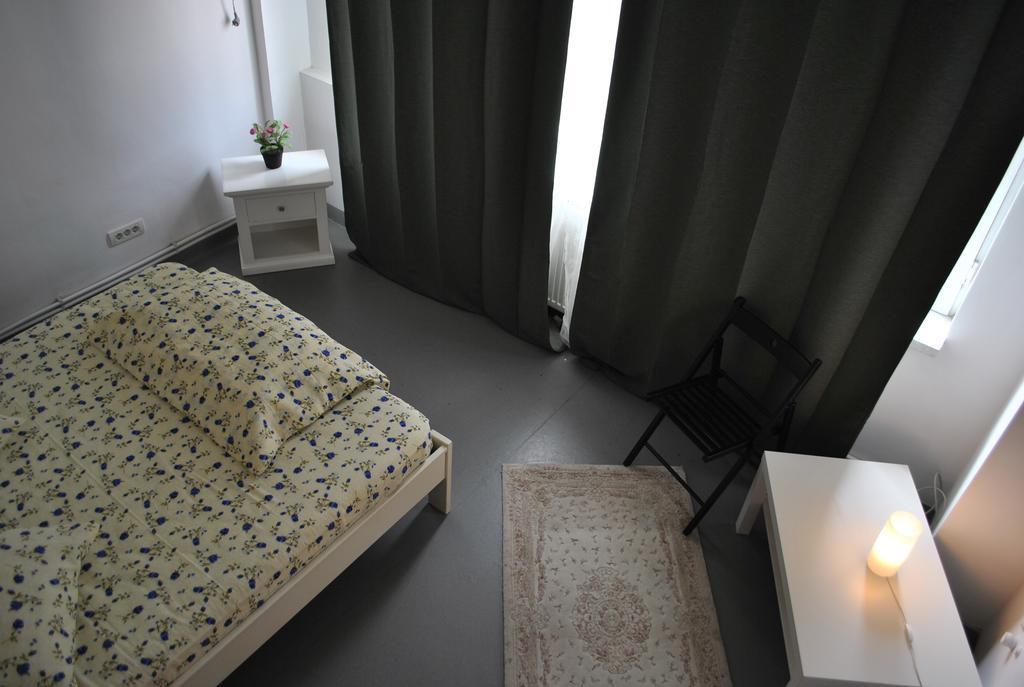 Vogue Hostel Bucharest Exterior photo